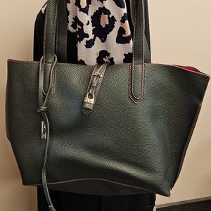 Tutilo New York Tote Bag